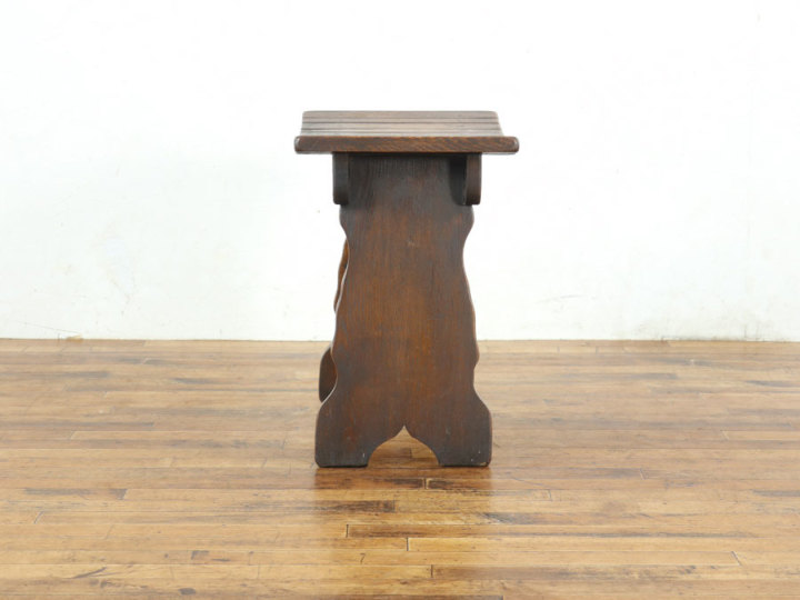 素朴だけど奥が深い スツール 80641 アンティーク家具 ウェブサイト
