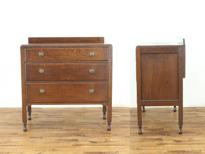 シンプルなようで個性的 チェスト 80743 アンティーク家具 ウェブ