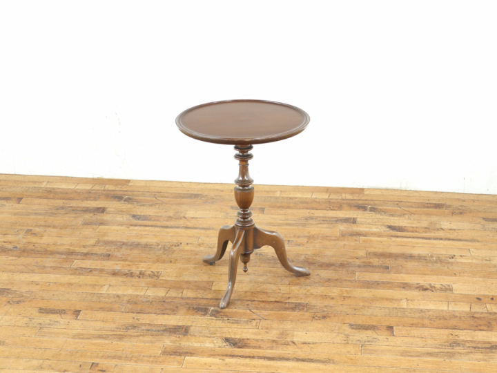 �A���e�B�[�N�Ƌ� ���C���e�[�u�� 80747a