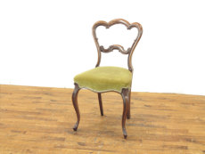 �A���e�B�[�N�`�F�A�@�A���e�B�[�N�t���b�N�X