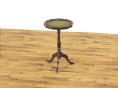 �A���e�B�[�N�Ƌ�@�A���e�B�[�N�t���b�N�X